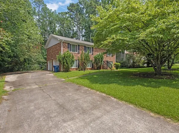 3131 Jessica Dr, Douglasville, GA 30135