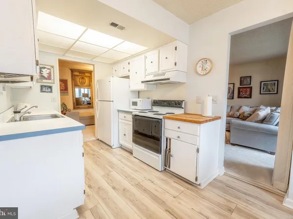 15300 Beaverbrook Ct #88-2K, Silver Spring, MD 20906