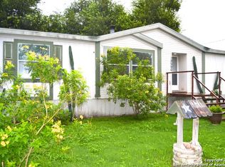 12590 Fischer Rd, Von Ormy, TX 78073