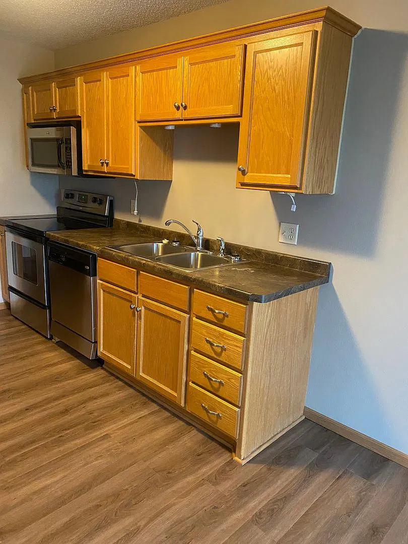 2 Bedroom + Loft Townhome in Sauk Rapids — Photo 2