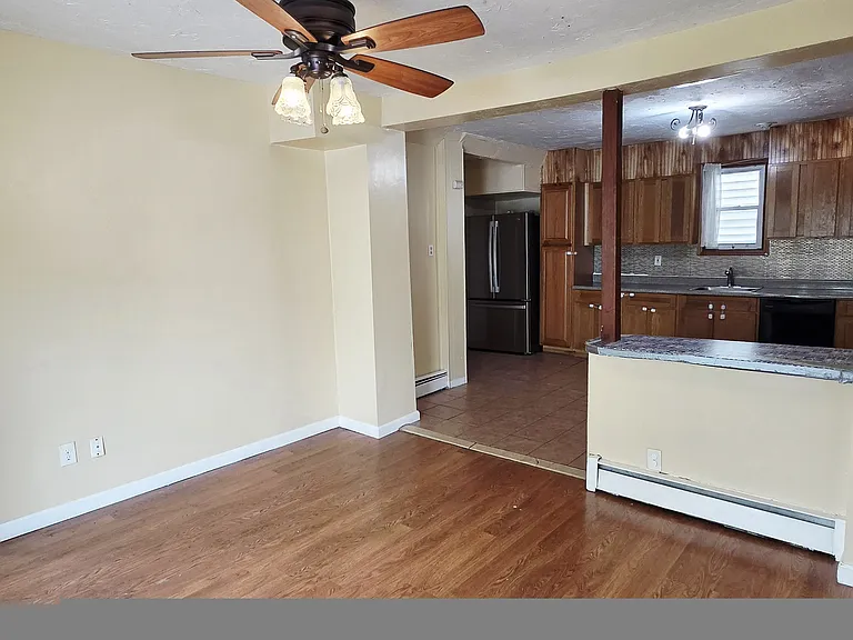 82 Garfield Ave #1 — Photo 10