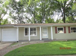 960 Dewayne Dr, Florissant, MO