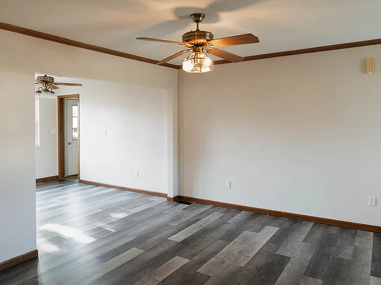 405 Lake St — Photo 7