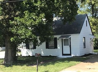 11919 Larimore Rd, Saint Louis, MO 63138