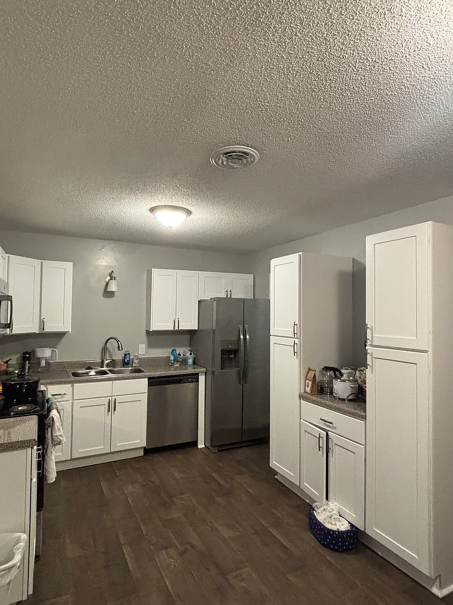 Building Photo - 505 Sherwood Ct #B