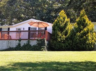 168 E Ridge Pl, Pilot Mtn, NC 27041