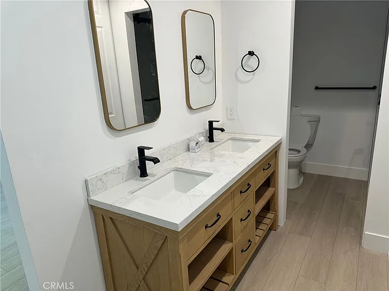 30872 Overfall Dr — Photo 16