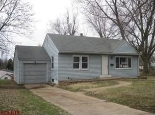 8899 Sharidge Dr, Saint Louis, MO