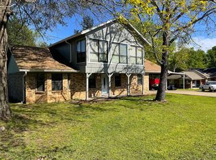 806 Robindale Ln, Fairfield, TX 75840
