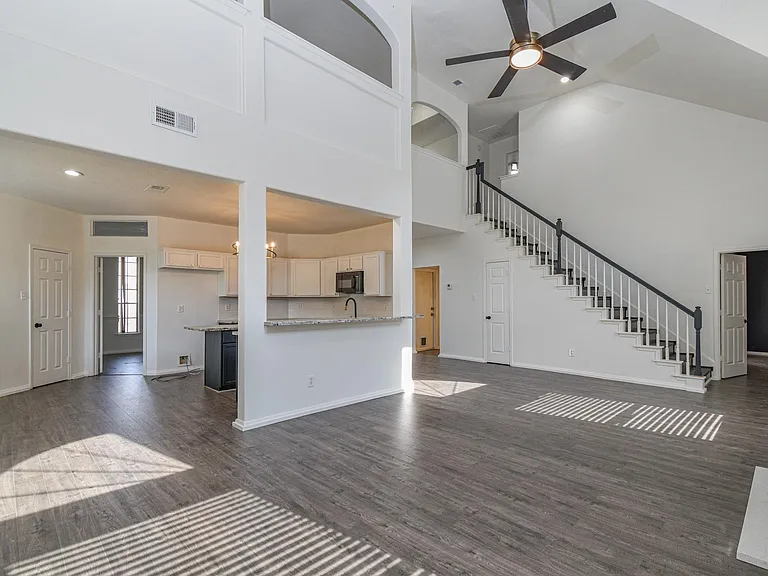 30611 Country Meadows Dr — Photo 7
