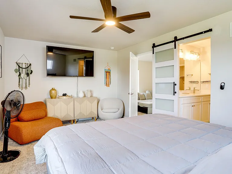 Bedroom