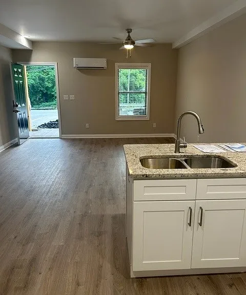 15 Melrose Dr #7 — Photo 6