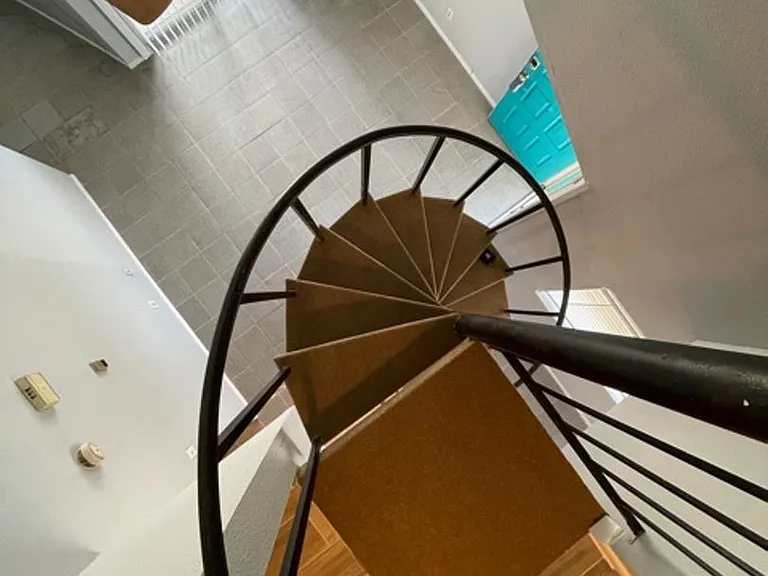 1840 Burton Dr #117 — Photo 15
