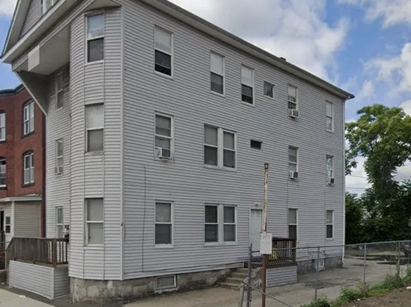 298 Harding St, Worcester, MA 01610