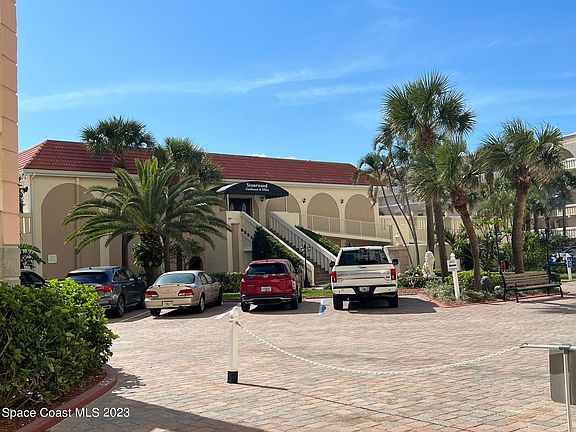 2nd image of 830 N Atlantic Ave APT B1606