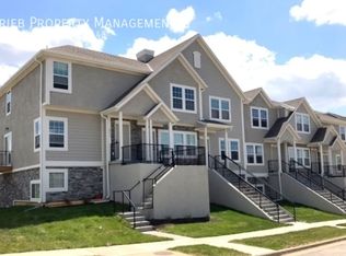1831 W Spruce St, Olathe, KS 66061