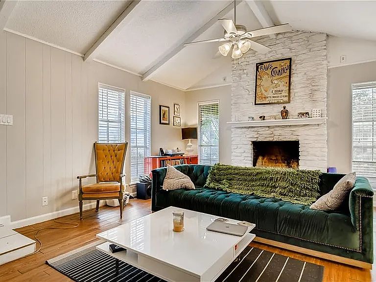 Living Room_Decorated