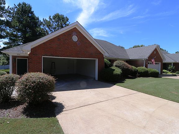 DOUBLE GARAGE