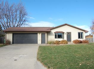 1514 Indian Hill Rd, Worthington, MN 56187