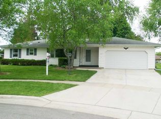 205 7th St, Waunakee, WI 53597