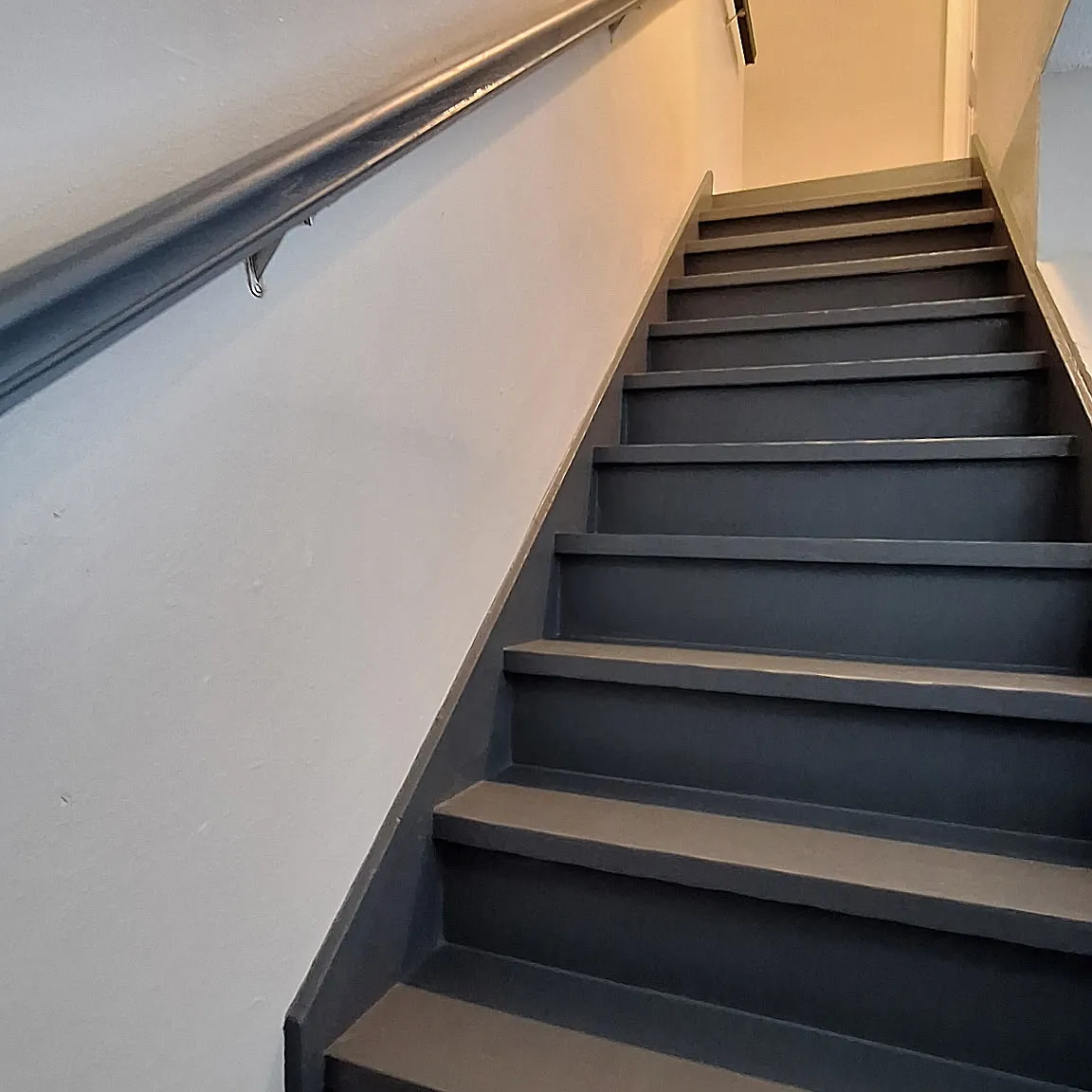 2 bed, 1.5 bath, 1000 sqft, $1,200 — Photo 4