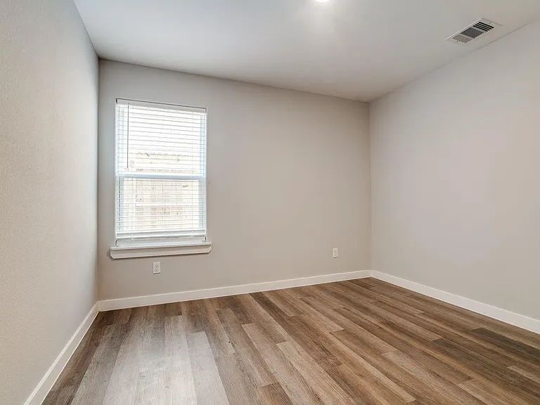 5705 Breland St — Photo 13