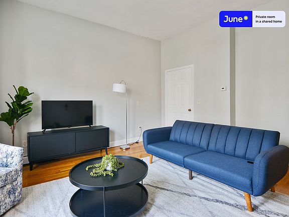 3rd image of 21 Highgate St #D