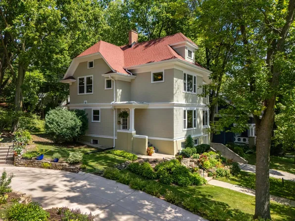 1826 Van Hise Ave, Madison, WI 53726