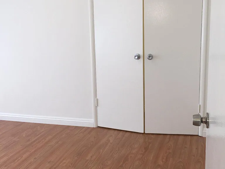 1241 S Bundy Dr #5 — Photo 8