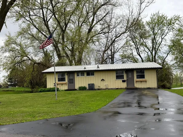 114 S Maple St, Gilman, IA 50106