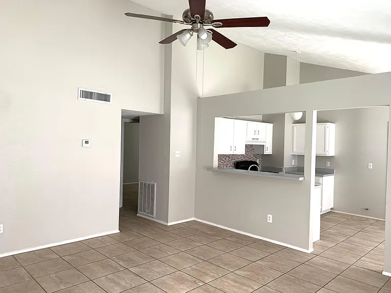 17223 Wagganner Dr — Photo 3