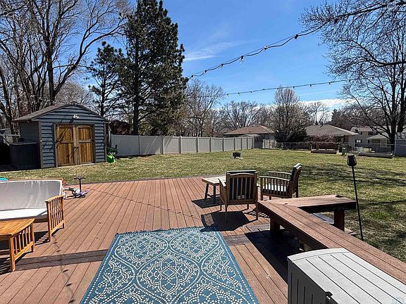 3rd image of 4618 Cherrywood Ln