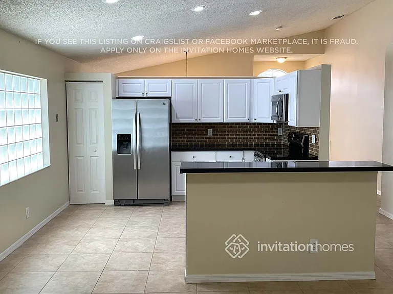 7661 Bristol Bay Ln — Photo 6