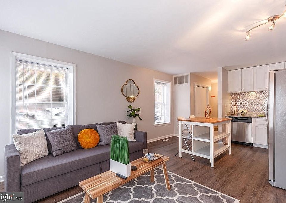 First Floor:one BR apartment