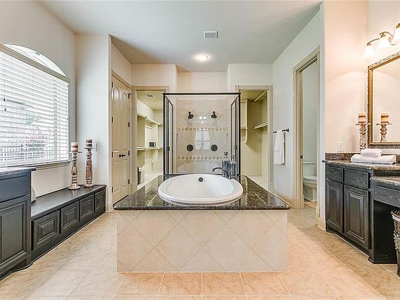 3rd image of 6628 Via Italia Dr