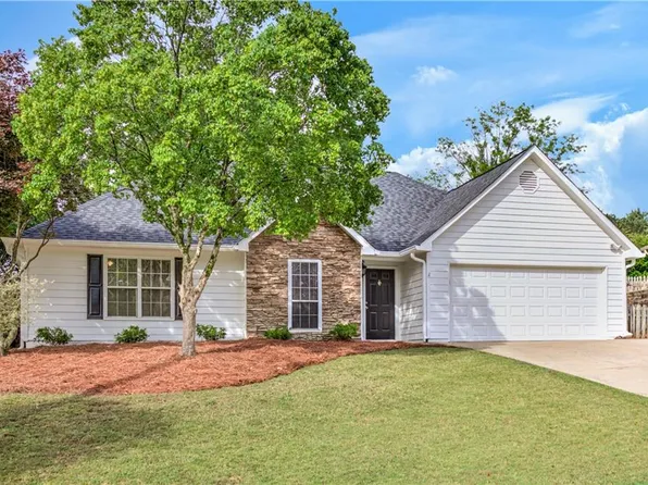 111 Columbia Pl, Woodstock, GA 30189