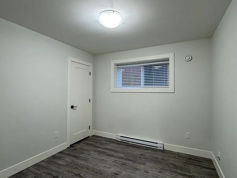 3395 Derbyshire Ave — Photo 4