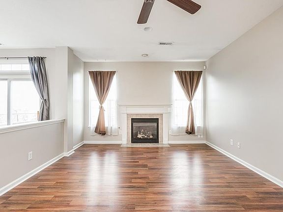 3rd image of 6526 Amherst Way