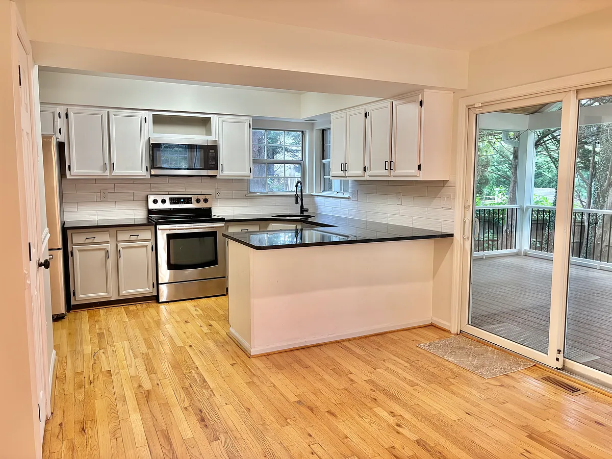 Building Photo - 6289 Pinyon Pine Ct