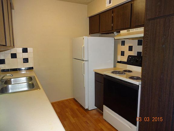 3rd image of 6321 N Barcelona Ct