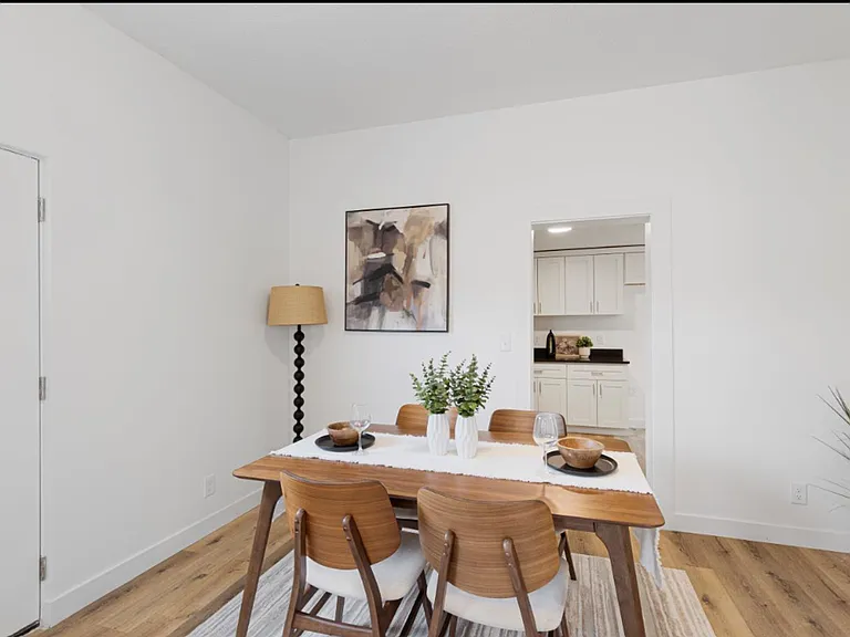 104 E Florence St — Photo 6