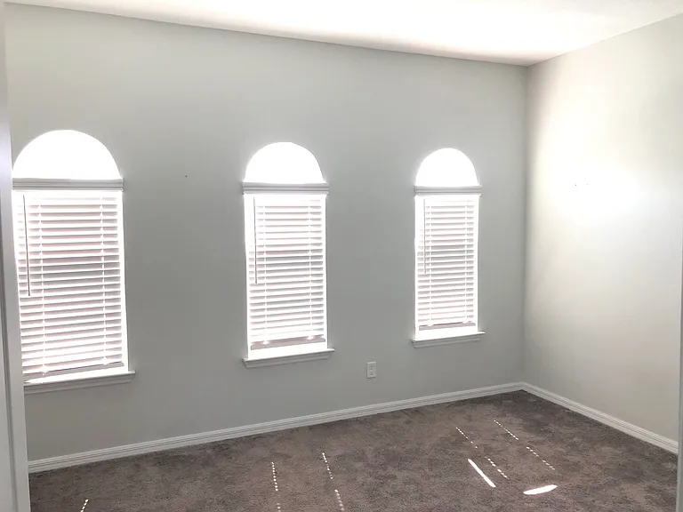 202 Aberdeen St — Photo 6