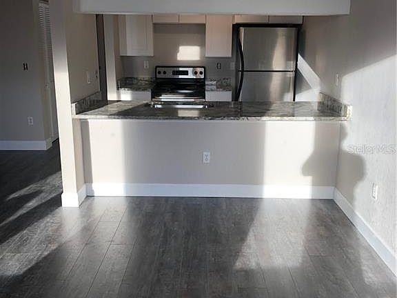 3rd image of 2002 E 5th Ave Suite 304