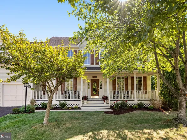 42835 Bluestone Ct, Ashburn, VA 20148