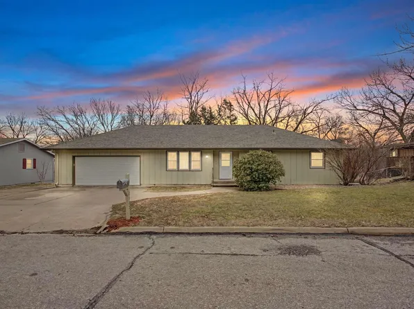 2817 Arbor Dr, Manhattan, KS 66503