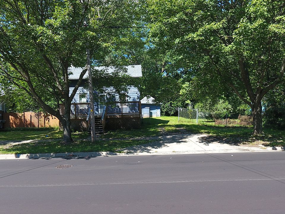 1st image of 1627 N Park St