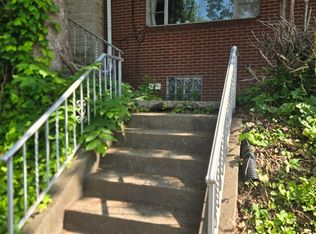 Center Ave, New Kensington, PA 15068
