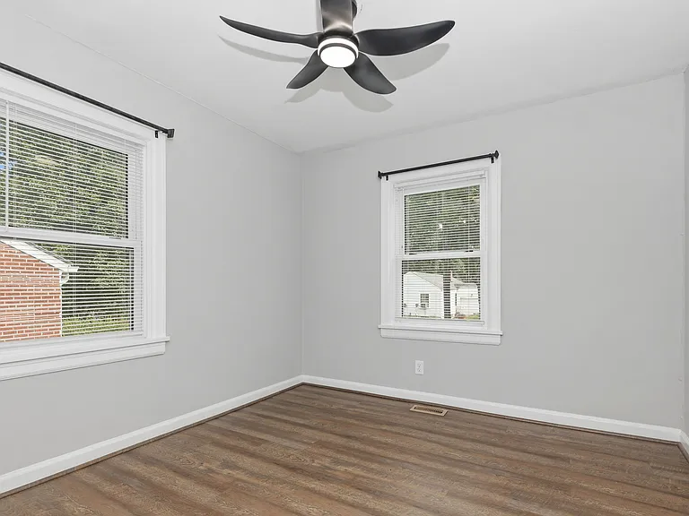 1533 Cardington Rd — Photo 8
