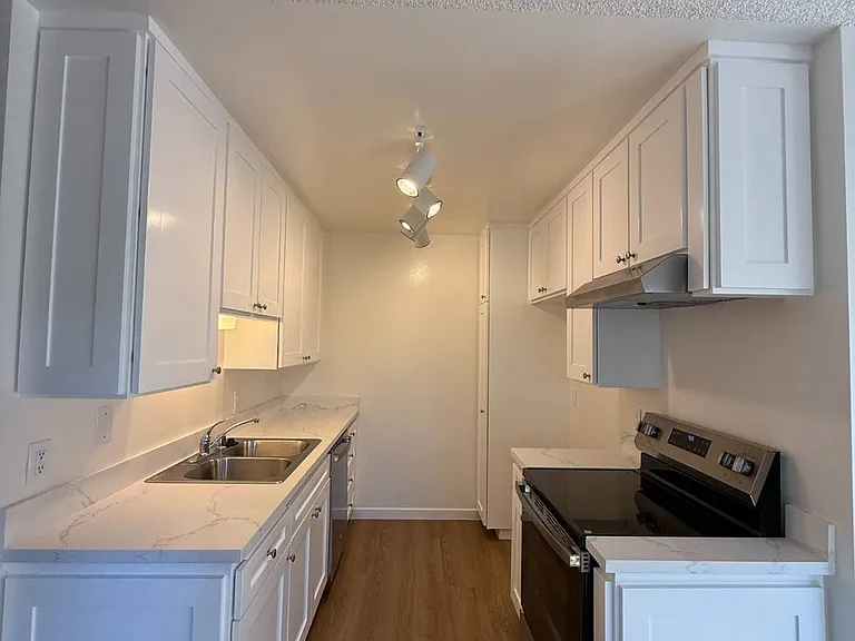 117 W Avenida De Los Arboles #165 — Photo 10