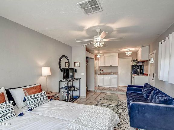 4th image of 2810 N 70th St #2
